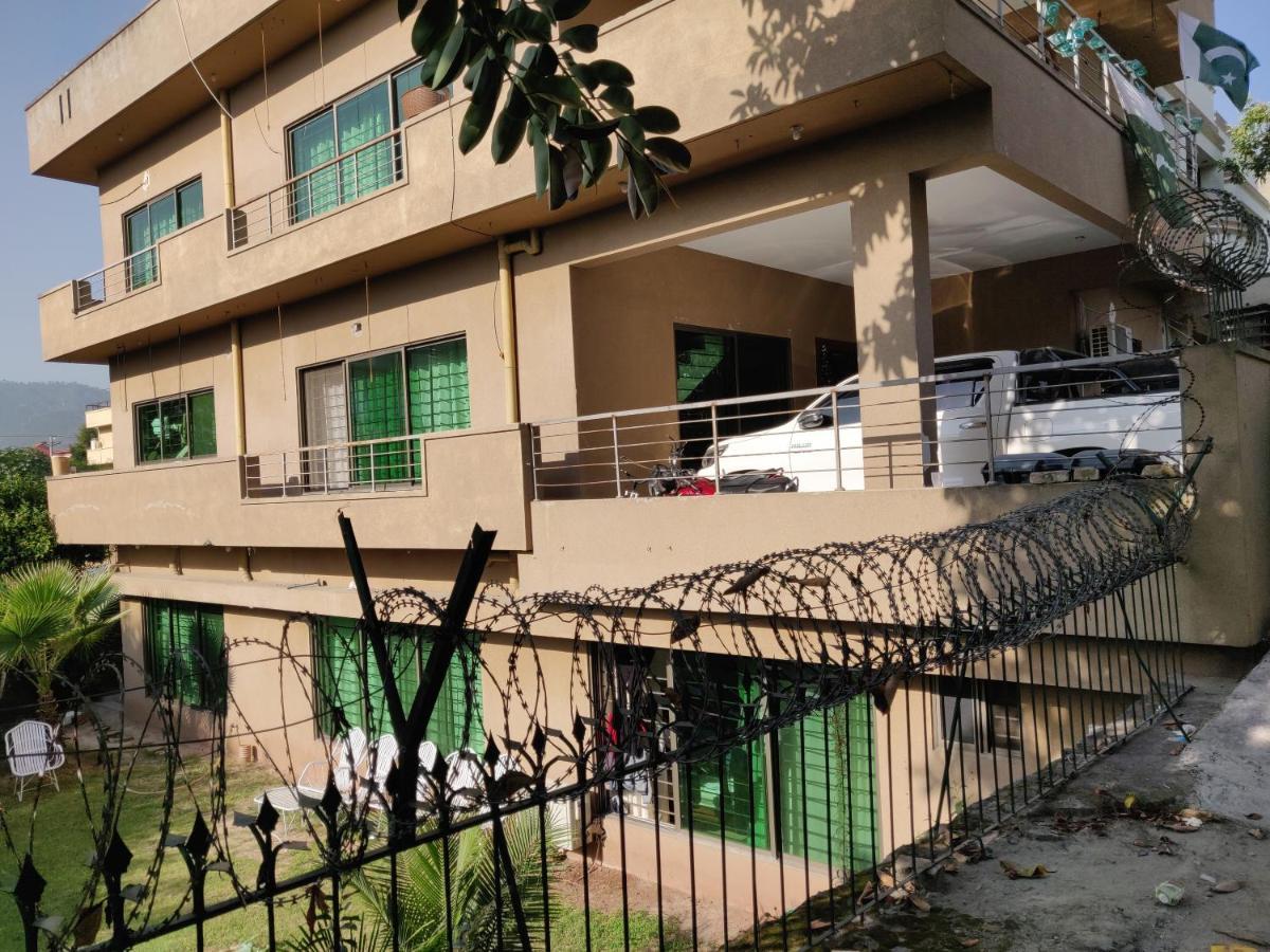 The Travelers Den Hotel Islamabad Ngoại thất bức ảnh