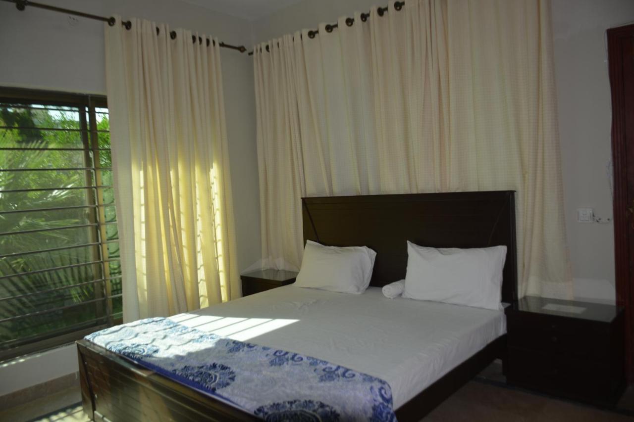 The Travelers Den Hotel Islamabad Ngoại thất bức ảnh