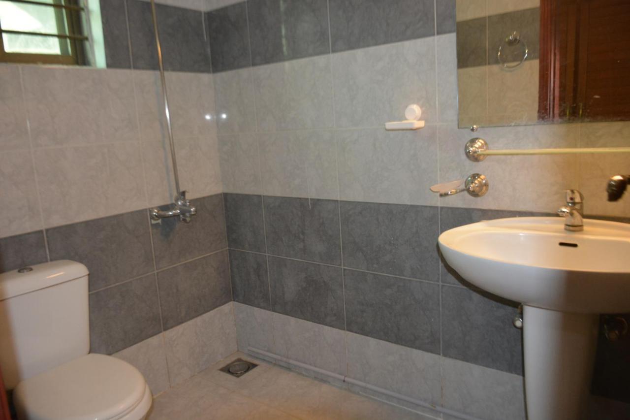 The Travelers Den Hotel Islamabad Ngoại thất bức ảnh
