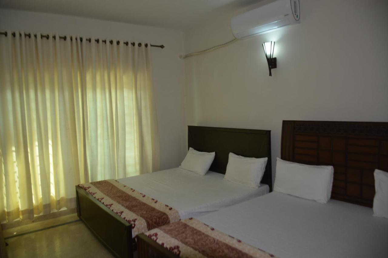 The Travelers Den Hotel Islamabad Ngoại thất bức ảnh