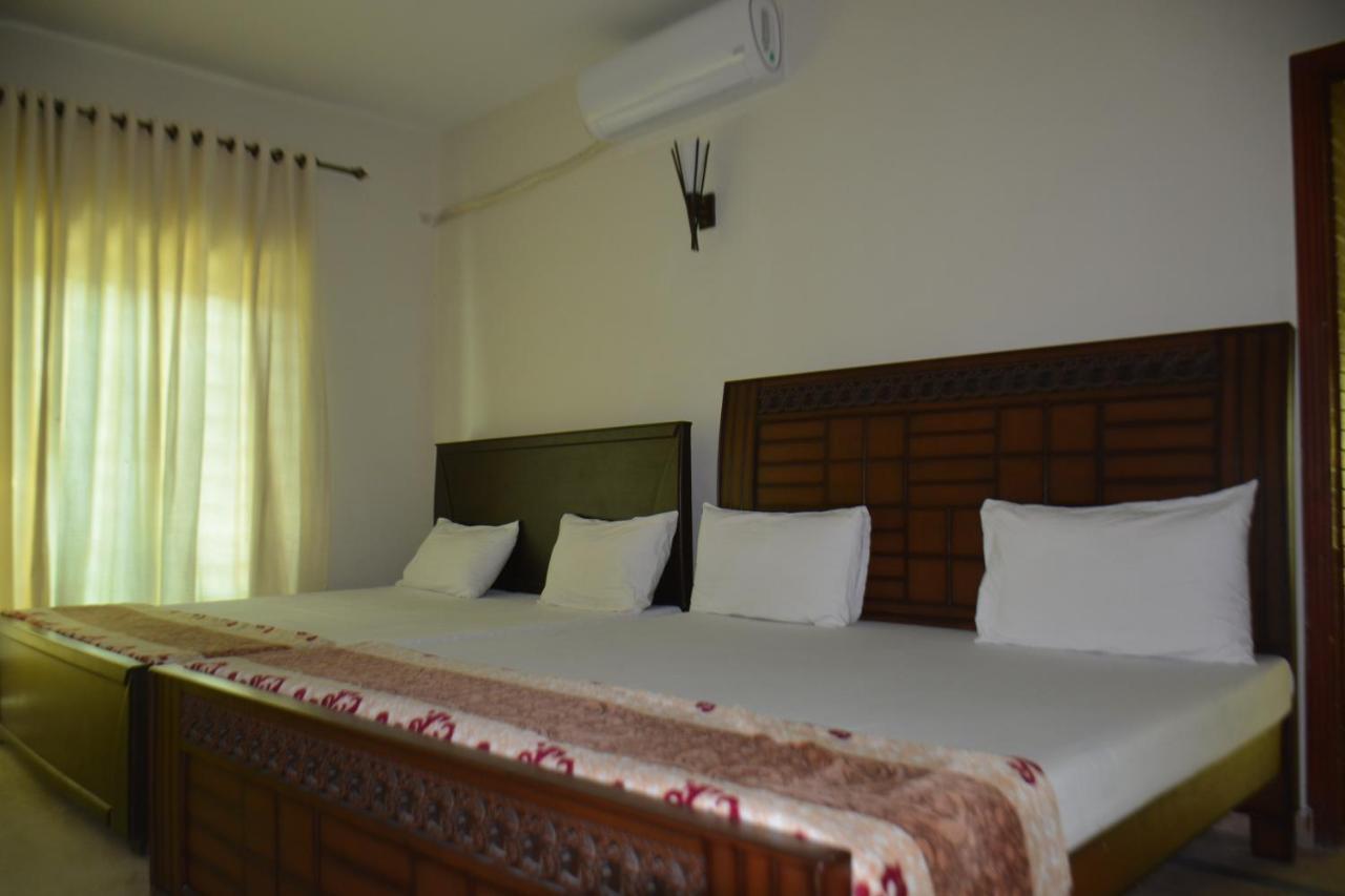 The Travelers Den Hotel Islamabad Ngoại thất bức ảnh